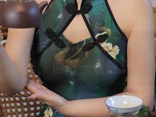 秀人网 - 鱼子酱fish更新了一系列浴室作品，值得一看或许