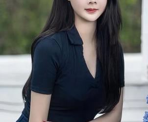 秀人网 - 黄婧GIGI的新作，那条白裙子真让人眼前一亮，最新！美图超赞！
