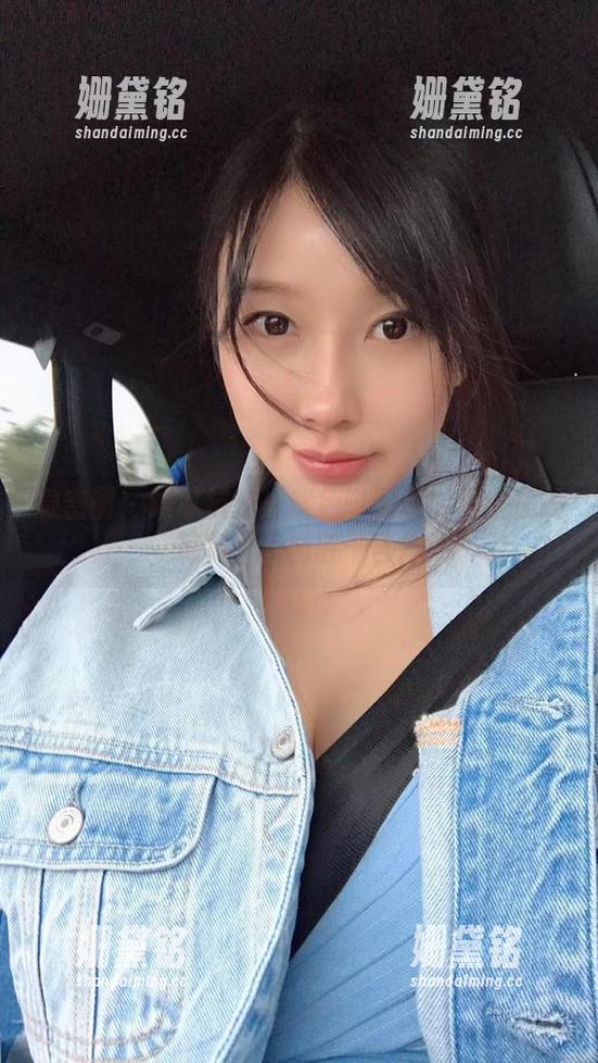 紫色哒豚豚 微密圈 - 难以抗拒:紫色哒豚豚的黑丝在线写真,一图胜千言!