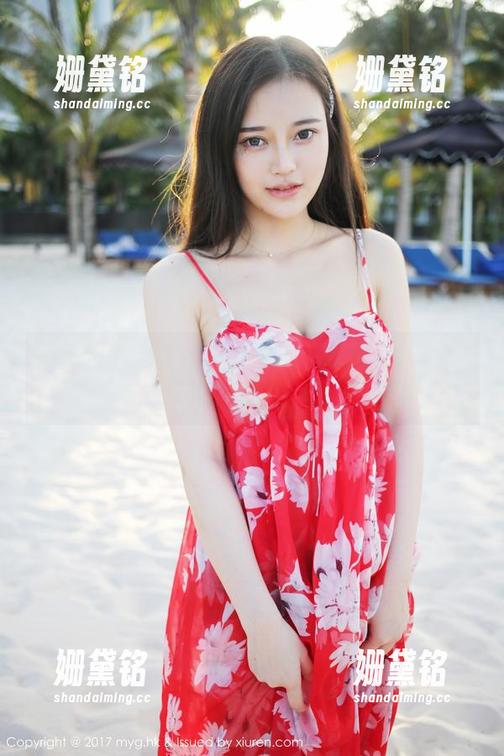 美媛馆 - 当唐琪儿il遇见高清居家：我只想在沙发上滚