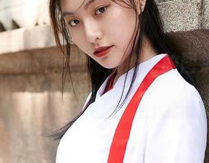 蜜桃社 - 玩转定制,温心怡的图集里藏着你的“理想女友”。