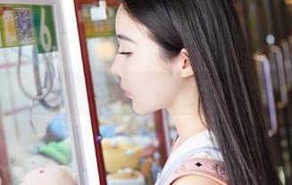 蜜桃社 – 爱丽莎Lisa与她的高跟鞋，精选的刺耳与迷人