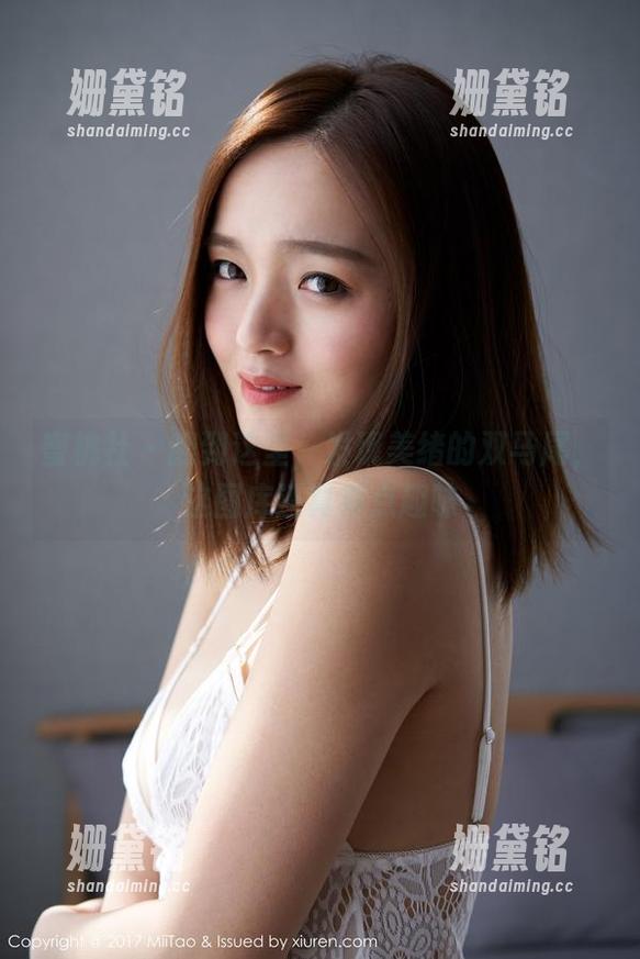 蜜桃社-美绪 蜜桃社 - 翻到这里,发现美绪的双马尾,这图库还真有点趣味