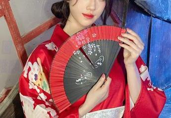微密圈 - 最新图库：轩子巨二兔的女仆装，推翻传统审美，一切那么……微妙。