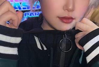 “这个泡泡就是逊啦”带着saber常服在线现身,原图很难抗拒,真心说!
