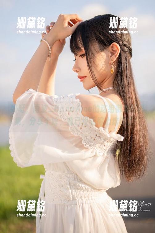 妈呀，雨波_HaneAme的这组御姐写真集，分享个啥，我已经看得心痒痒了！