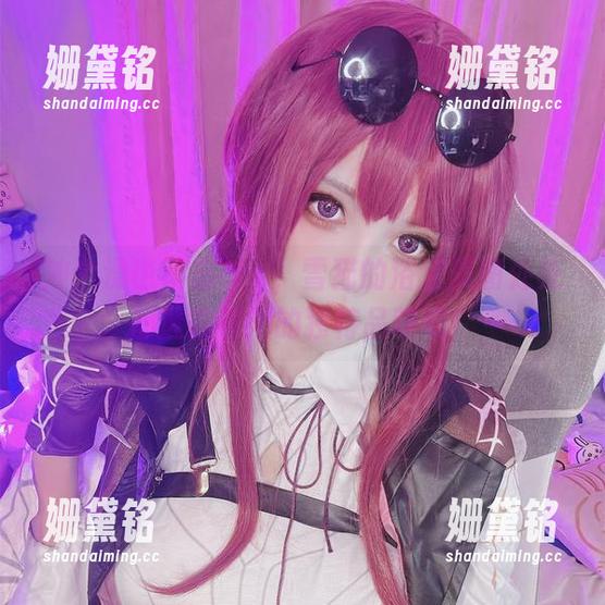 冲个澡也不忘cos，雪猫的浴室美图处处都透露着她的独特品味呢！