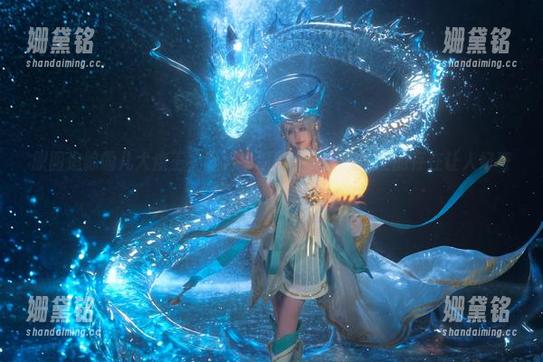 原图追踪露儿大魔王，禁闭者那种神秘，橡木匣的存在让人好奇得动不了脚步。