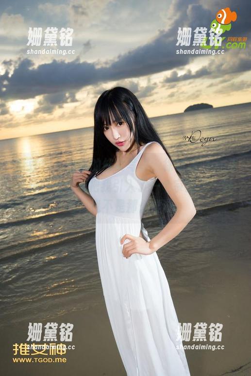 青豆客 - 最新的修女写真，徐妍馨Mandy轻轻松松就把我引入了一个宗教梦…好吧，我不是那么虔诚。