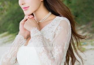 青豆客 – 图册里的施忆佳Kitty酱：她的美腿友情提示—请保持呼吸！