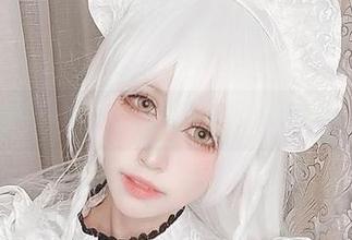 黑白御猫与她的黑丝,作品看多了总想再来一遍。
